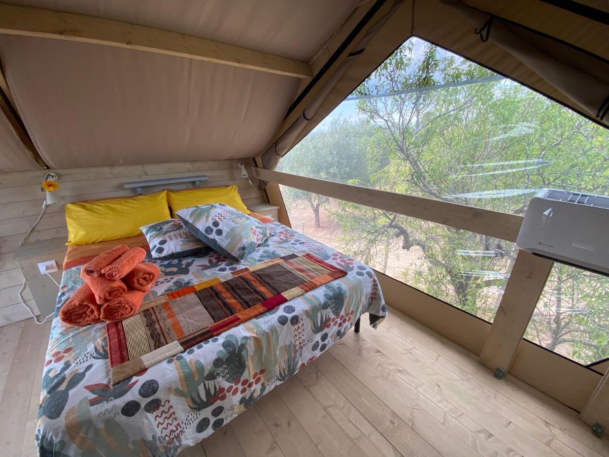 Ciriga Sicily Glamping Resort ซานตามาเรีย เดล โฟกัลโล ภายนอก รูปภาพ