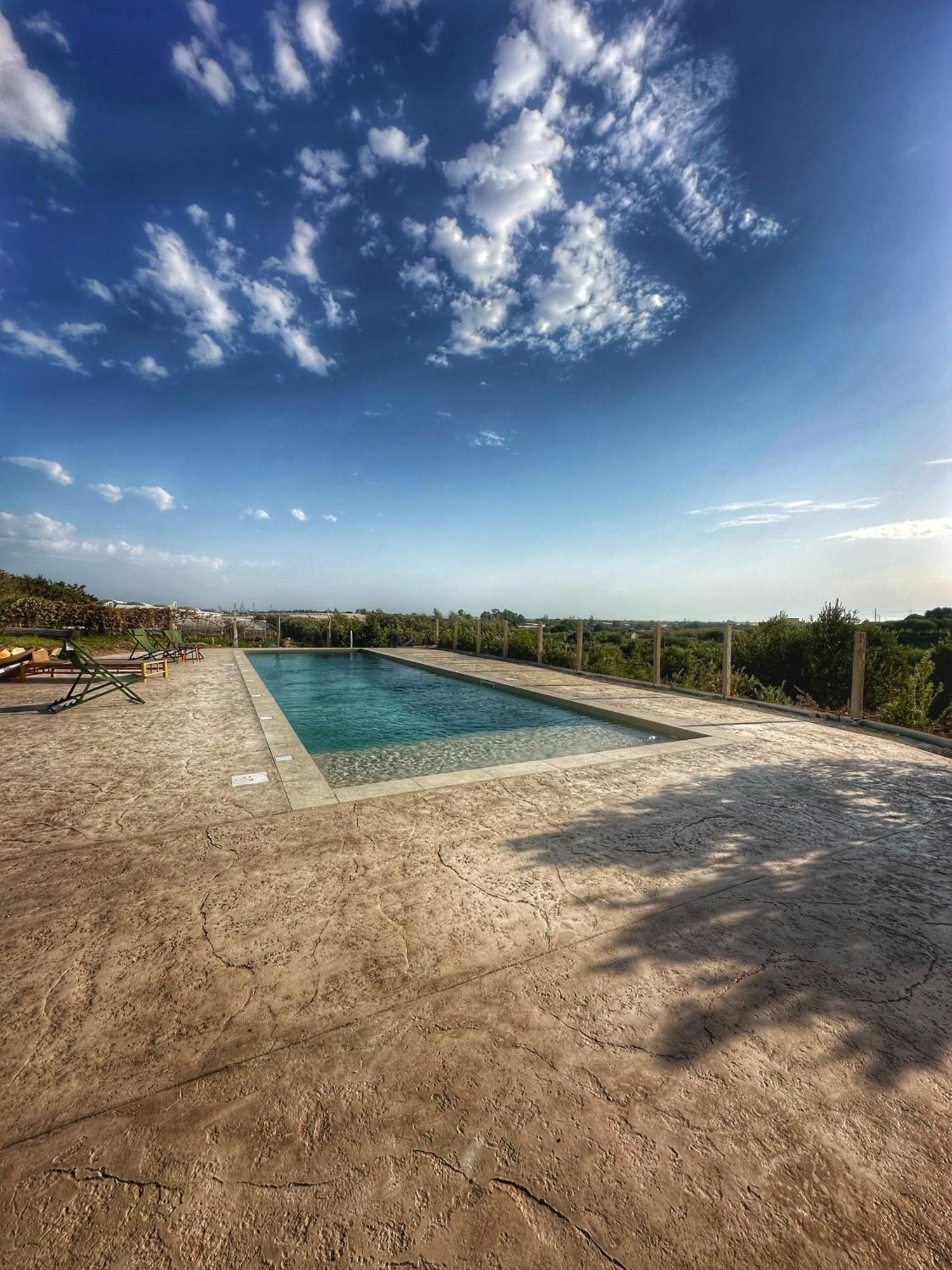 Ciriga Sicily Glamping Resort ซานตามาเรีย เดล โฟกัลโล ภายนอก รูปภาพ
