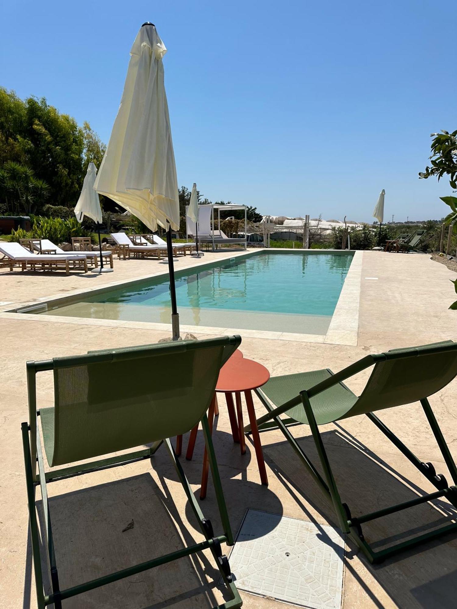 Ciriga Sicily Glamping Resort ซานตามาเรีย เดล โฟกัลโล ภายนอก รูปภาพ