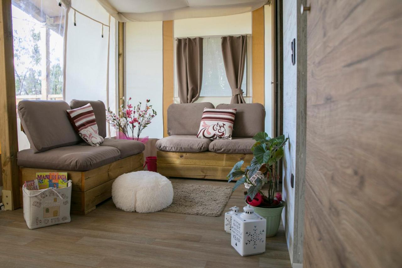 Ciriga Sicily Glamping Resort ซานตามาเรีย เดล โฟกัลโล ภายนอก รูปภาพ
