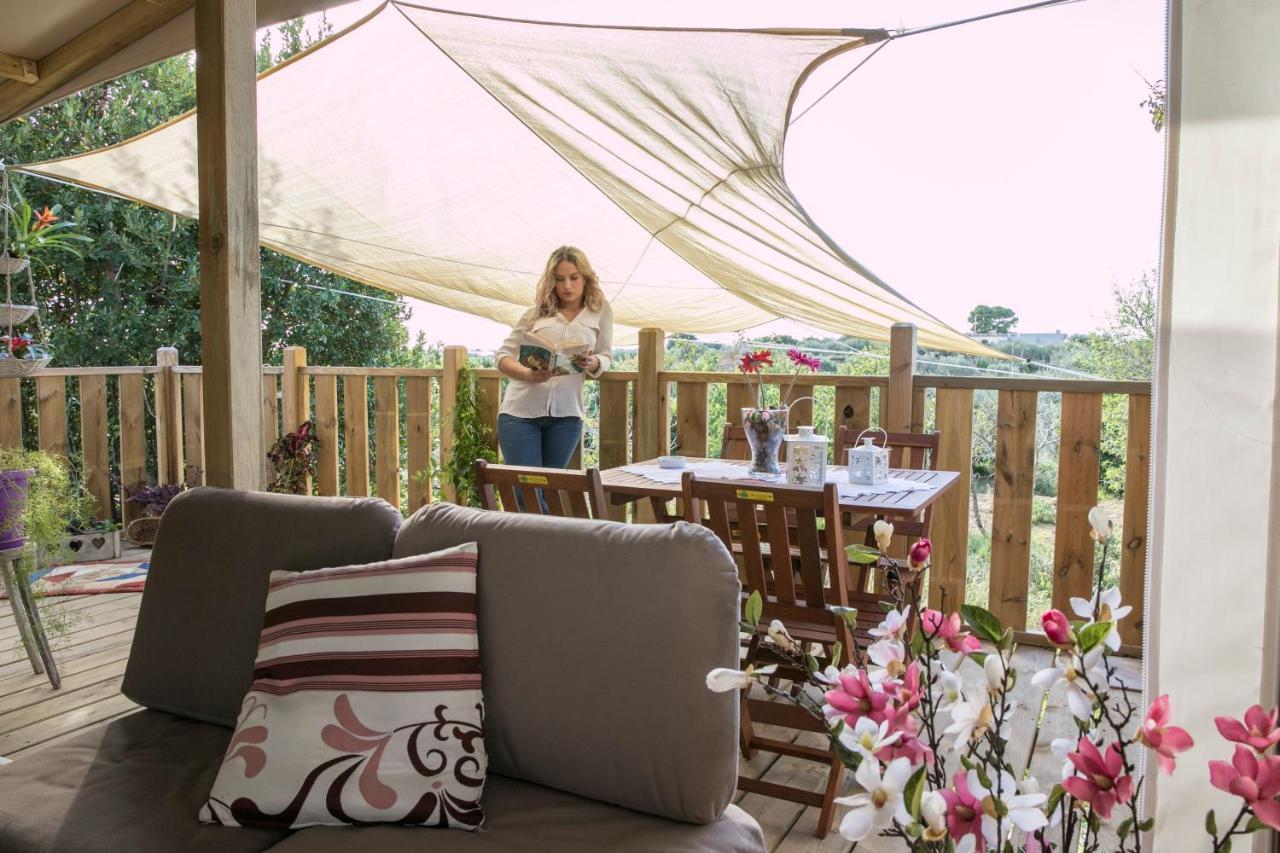 Ciriga Sicily Glamping Resort ซานตามาเรีย เดล โฟกัลโล ภายนอก รูปภาพ
