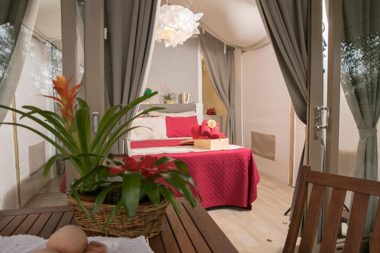 Ciriga Sicily Glamping Resort ซานตามาเรีย เดล โฟกัลโล ภายนอก รูปภาพ